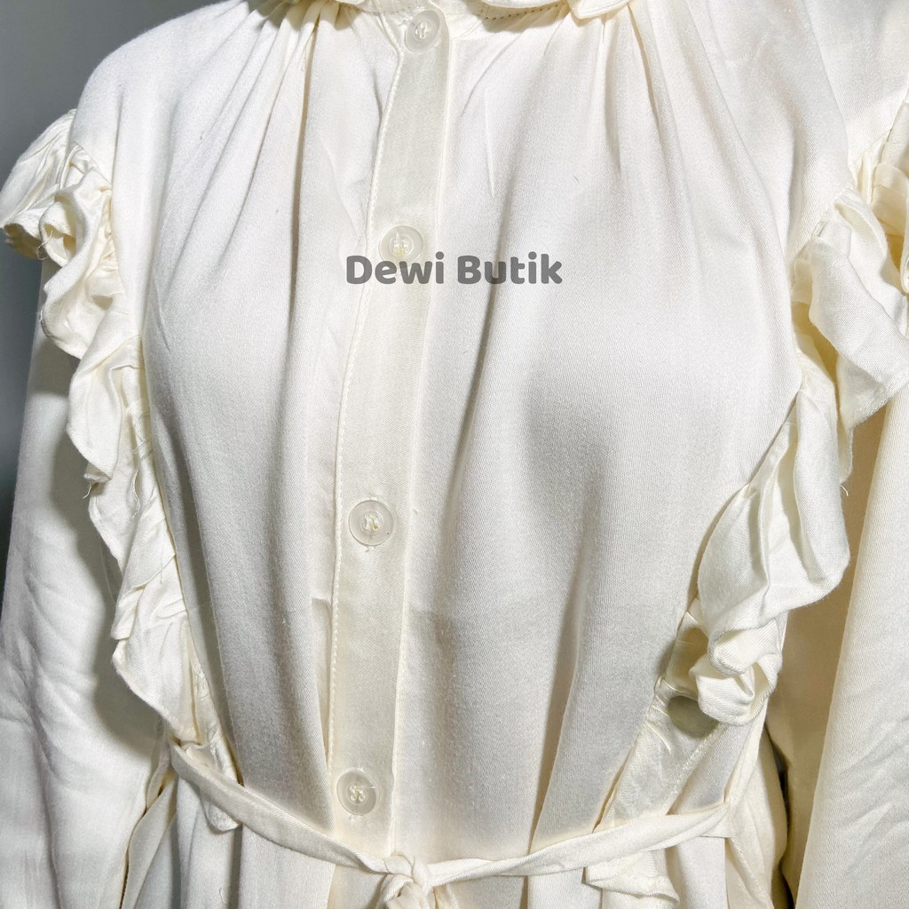 Blouse Putih Mascot