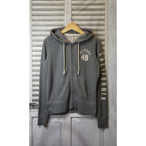 Jaket/Sweater/Hoodie Abu Brand Who California dan Sherpa brand JB (2pcs)