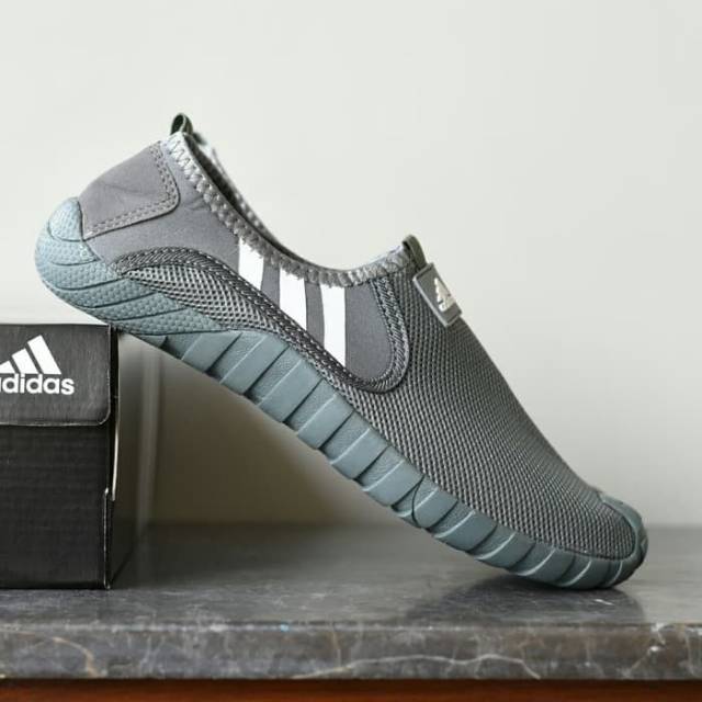 Sepatu adidas jawpaw slip on grade ori sport outdoor full abu putih