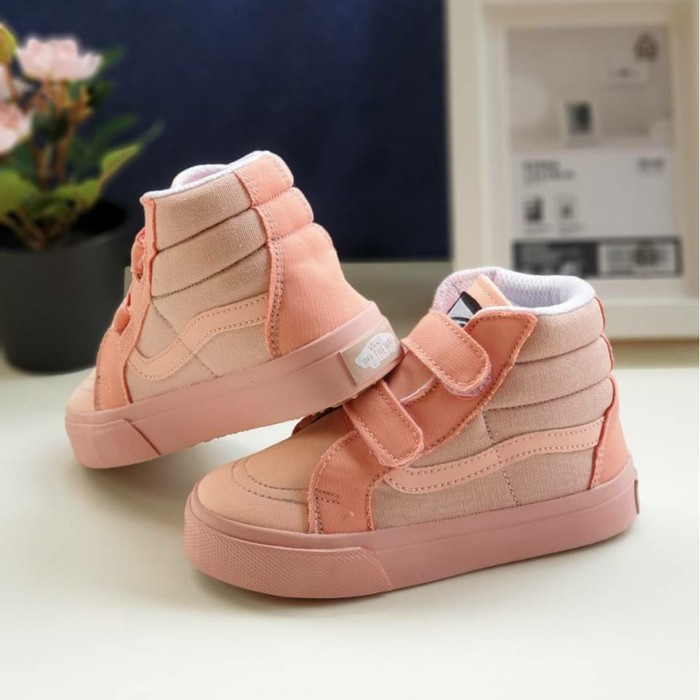 Sepatu Olahraga Anak Sneakers Lari Badminton Jogging Kanky Pajero