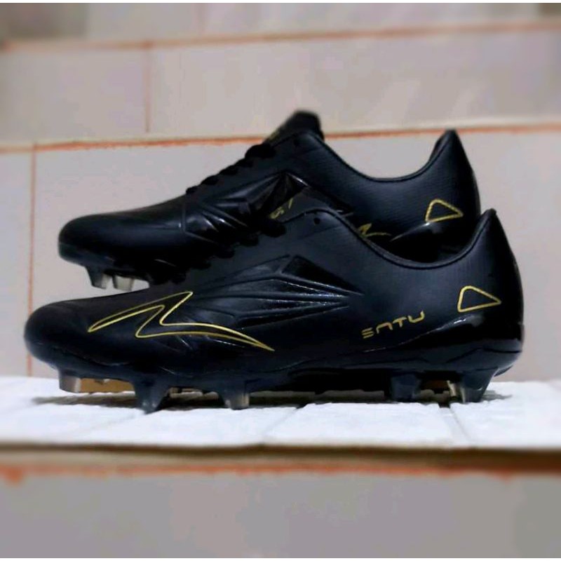 PROMO!!!! SEPATU BOLA SPECS ORTUS TERLARIS bisa (cod)-SPECS One hitam