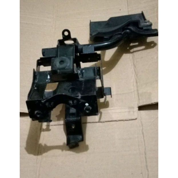 BREKET DUDUKAN AKI DUDUKAN ECU VARIO 125 OLD 2014