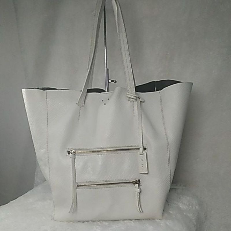 Tas wanita/Tas Kulit/Totebag/Shouldebag/Prelove Ball/Second Branded"BREAL"