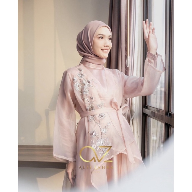 (NEW) ALFIZAHRAHIJAB Shaima Outer Latte + Segi Empat Polos Latte ( Baju Kondangan )