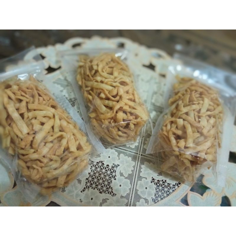 

kue bawang oma syafiq uk 500gr