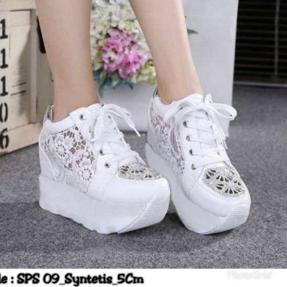 Banyak Dipakai.. Sepatu Wanita Brukat Hak Dalam SPS 09