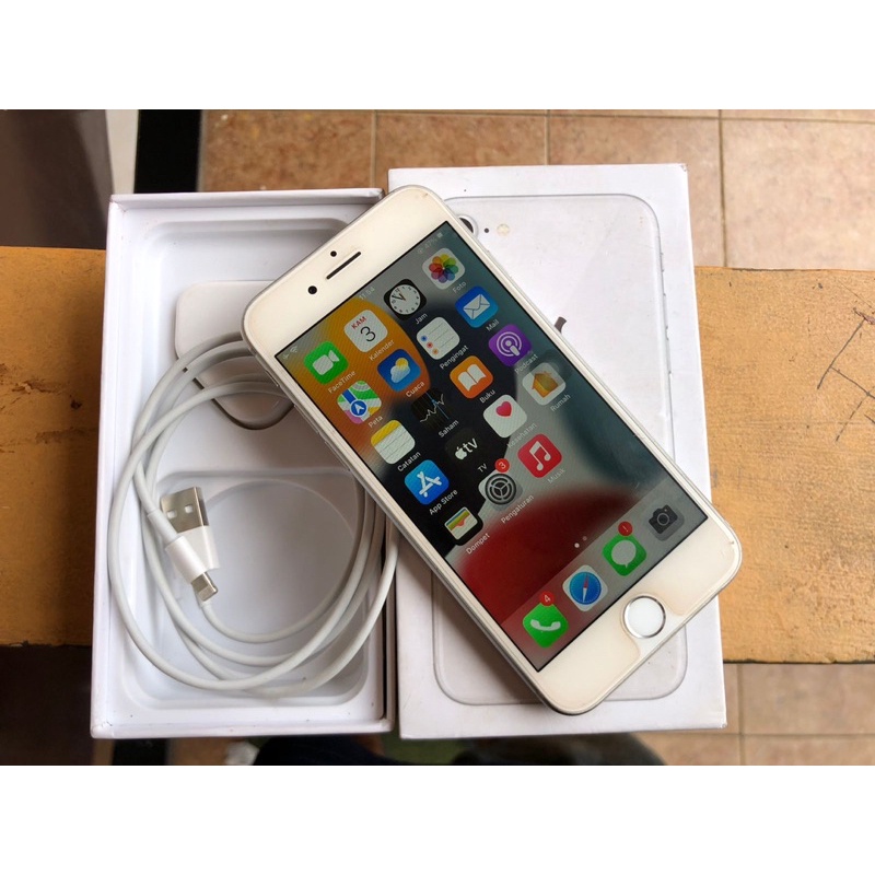 iPhone 8 64 GB