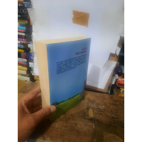 Buku UT HUKUM TATA NEGARA by Fatmawati