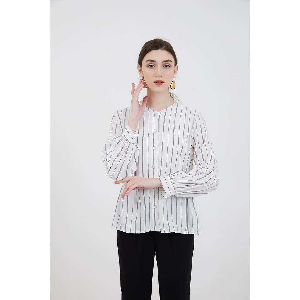 Berrybenka - Atasan Blouse Wanita Sophie Murila Puff Blouse-3