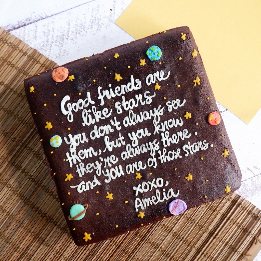 

Coloring Brownies 20x20cm custom cake (birthday anniversary graduation gift hampers)