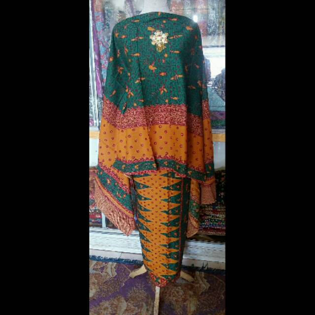 Kain jupri Palembang hijau-kuning