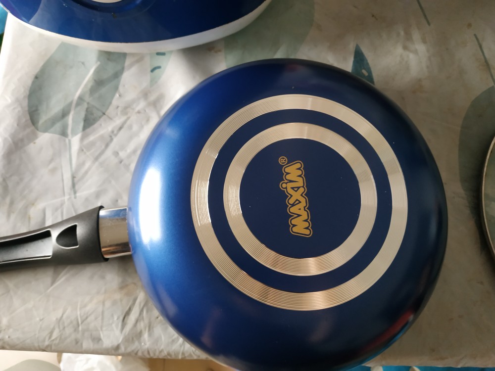 Maxim Valentino 24 Cm. Frypanteflon  Penggorengan 24 Cm Teflon. Baru & Original