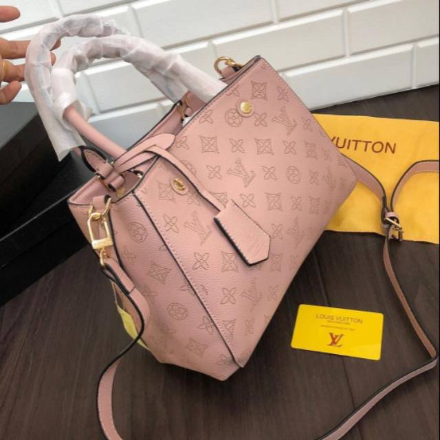 Lv Montaigne Mahina