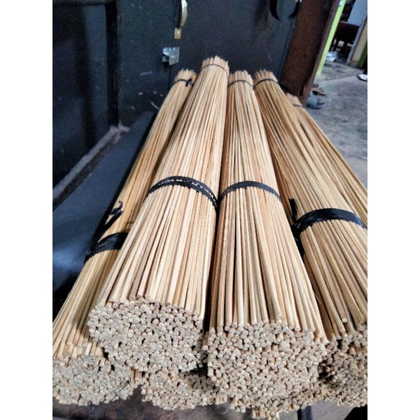 Jeruji sangkar burung bambu APUS 2.5mm panjang 60cm 1ikat