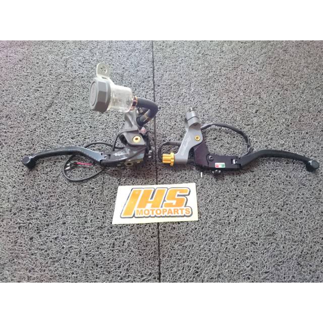 Master rem Brembo Corsacosta kiri twm