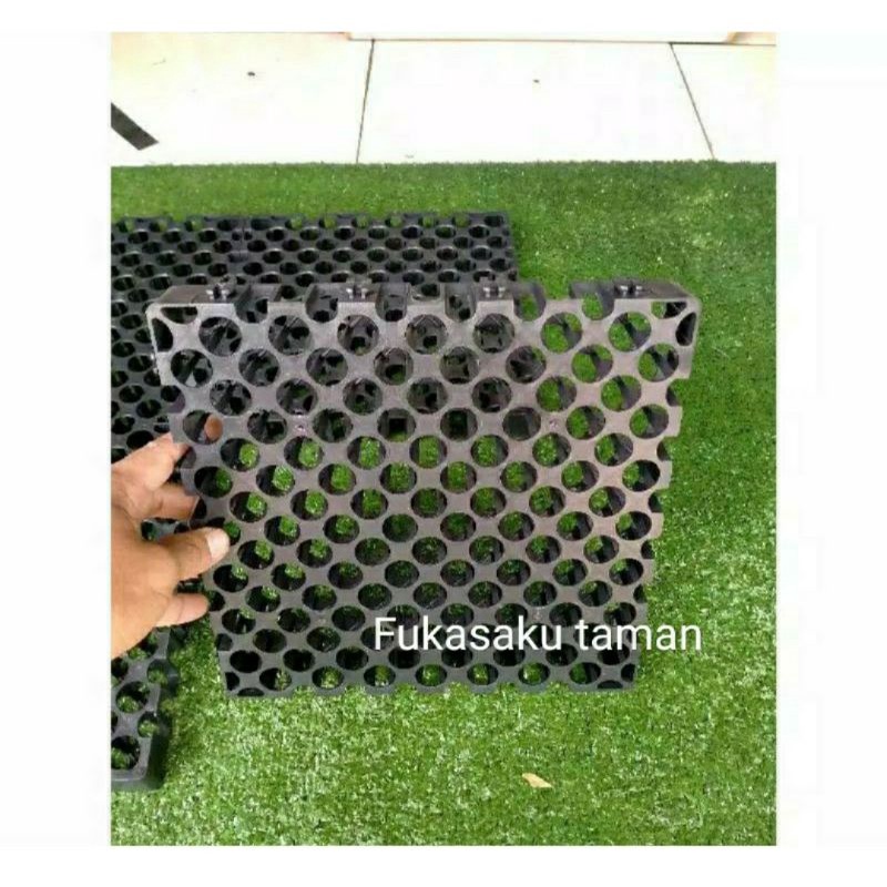 Drainase cell 25x25 cm - Pelapis pemasangan Rumput sintetis - Drainase cell lantai