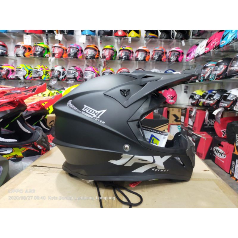 helm jpx solid hitam dop