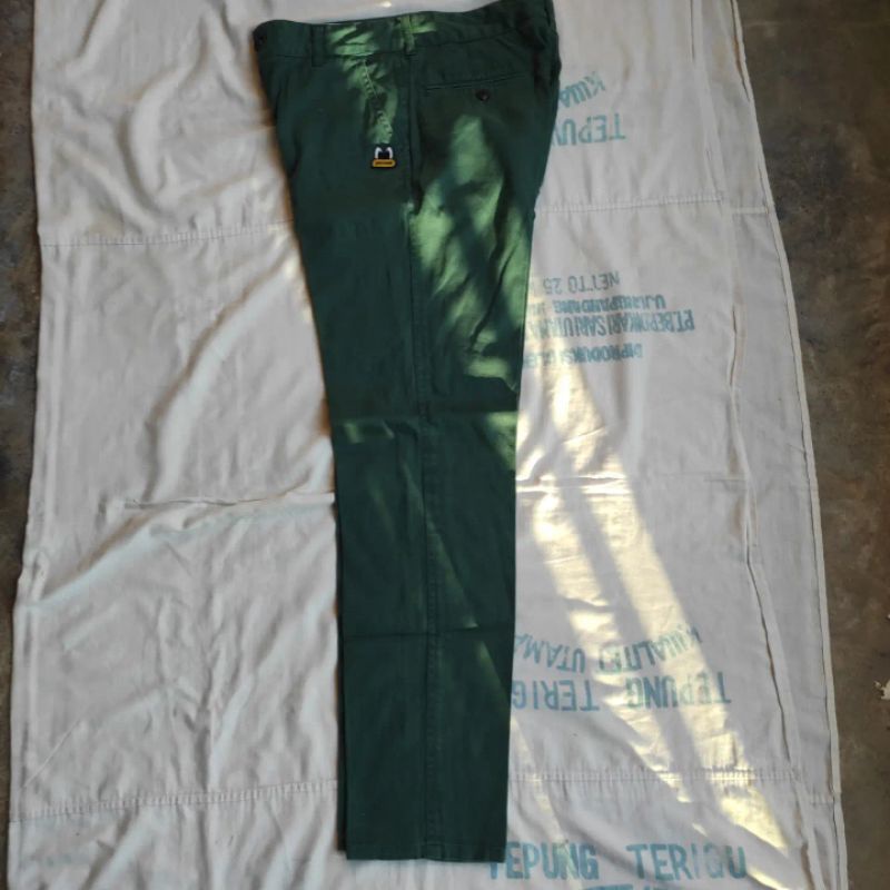 Celana chino Pancoat Second