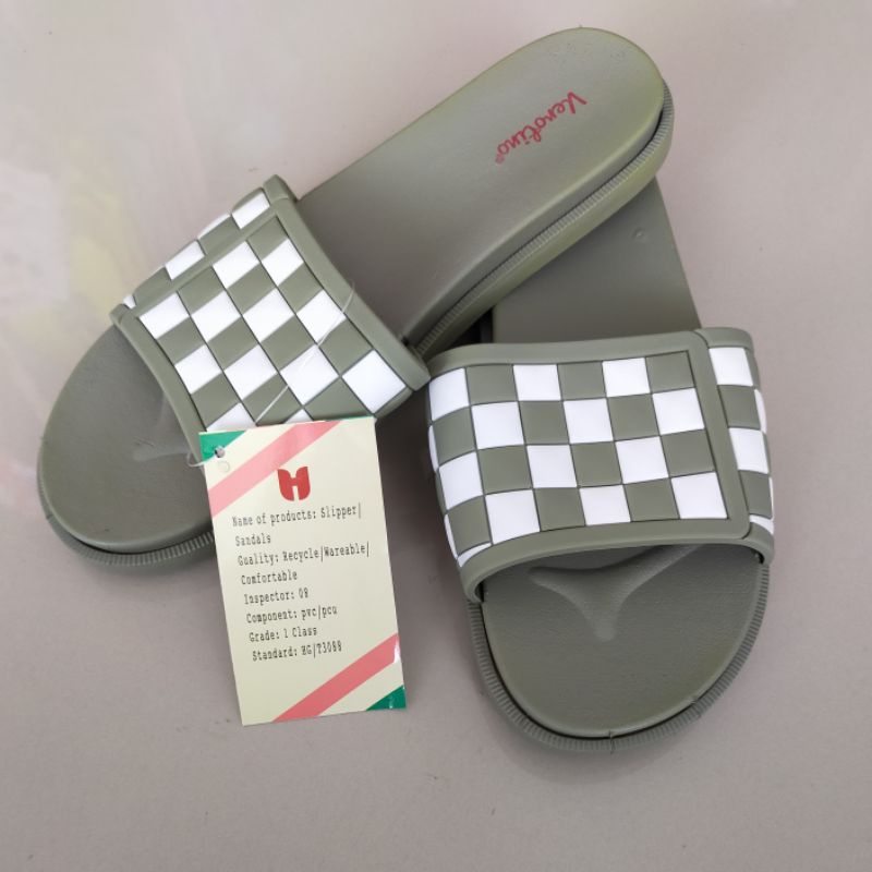 Sandal wanita selop Verotino terbaru stylish slop perempuan size jumbo 37-41 sendal karet motif mono