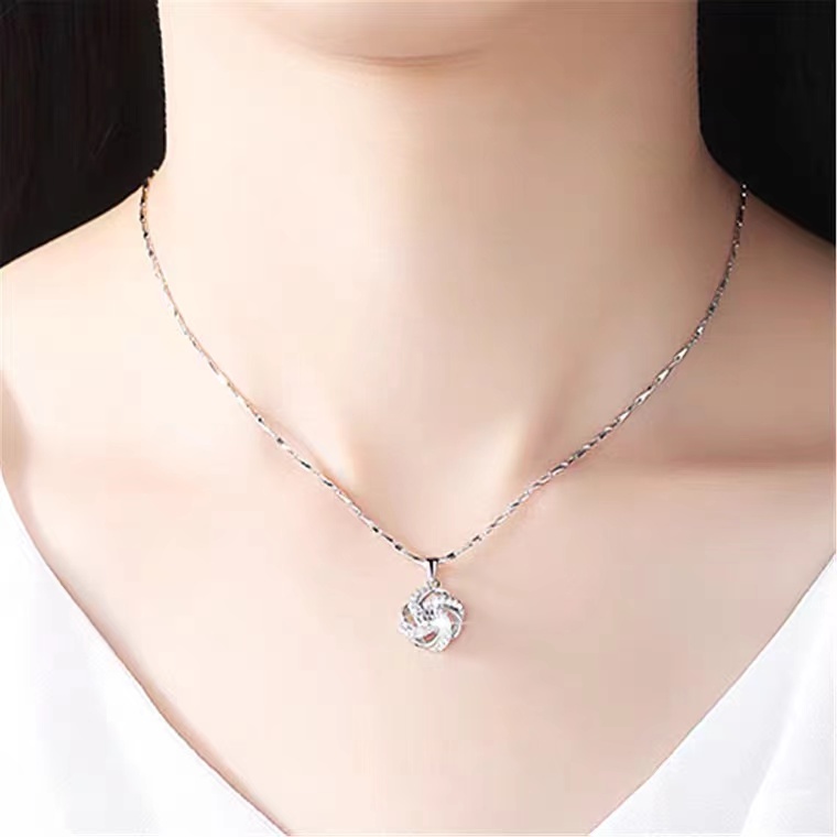 Kalung Rantai Klavikula | Kalung Zircon Bentuk Bunga Model Hollow | Kalung Bahan Stainless Steel | Aksesoris Wanita