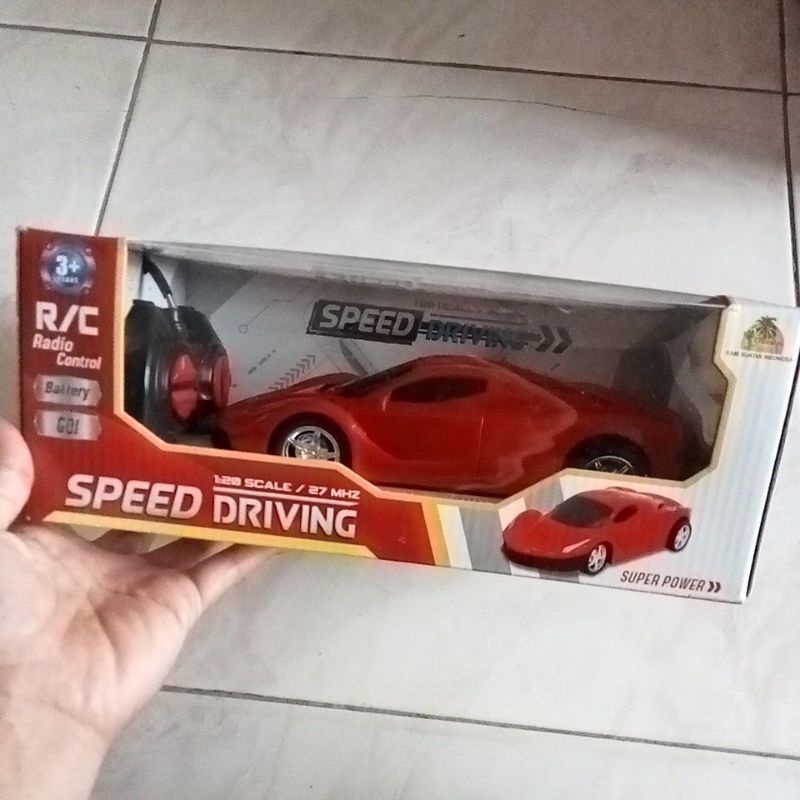 Mainan Mobil Remot RC sedan Speed Driving OCT5025