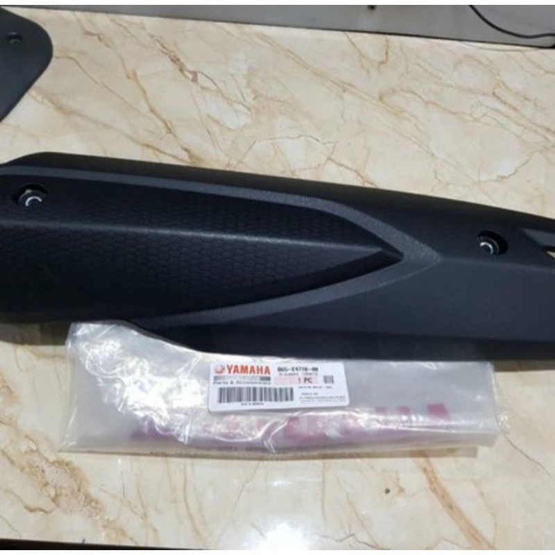 COVER TUTUP TAMENG KNALPOT YAMAHA LEXI AEROX 155 ORIGINAL yamaha