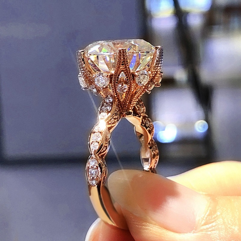 Cincin 4 Cakar Warna Rose Gold Hias Cubic Zirconia Bulat Besar Untuk Wanita