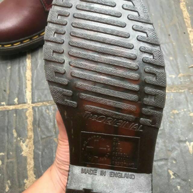 100% KULIT ASLI SEPATU BOOT KULIT SAPI ASLI DOCKMART 8HOLE MAROON IMPORT