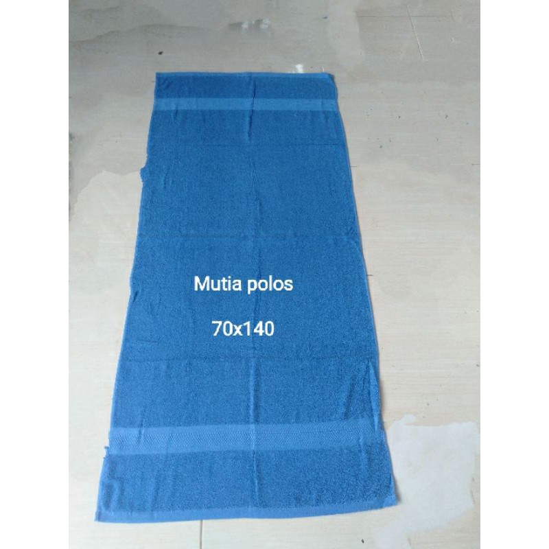 Handuk mutia polos / Handuk polos merk mutia / Handuk mutia