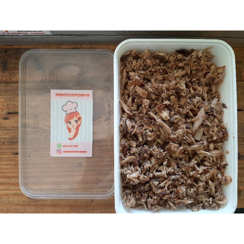 

Tuna suwir 400gr | Ikan Tunas Suwir | Pampis ikan