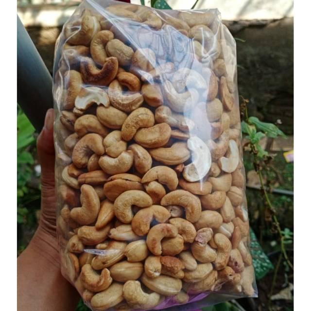 

KACANG METE MEDE MENTE PANGGANG WONOGIRI