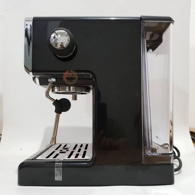 Gustino 675 coffee machine