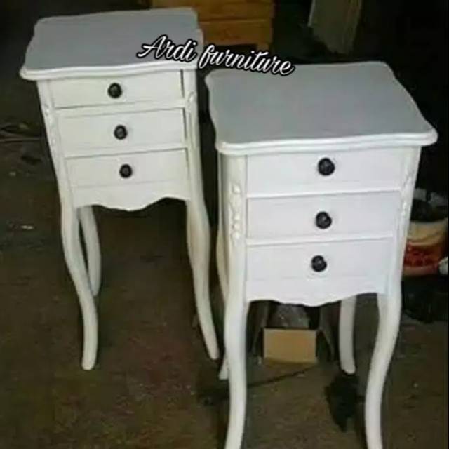 Sepasang nakas minimalis duco putih meja hias kayu jati