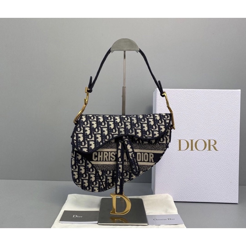 Dior vip gift