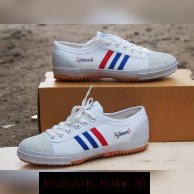 Sepatu kodaci capung 8111 putih