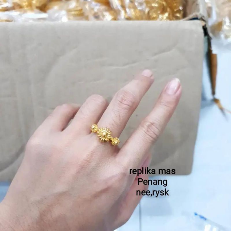 Cincin matahari replika emas 24 k