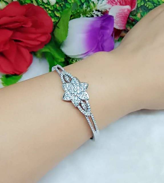 Gelang Bangle Bunga