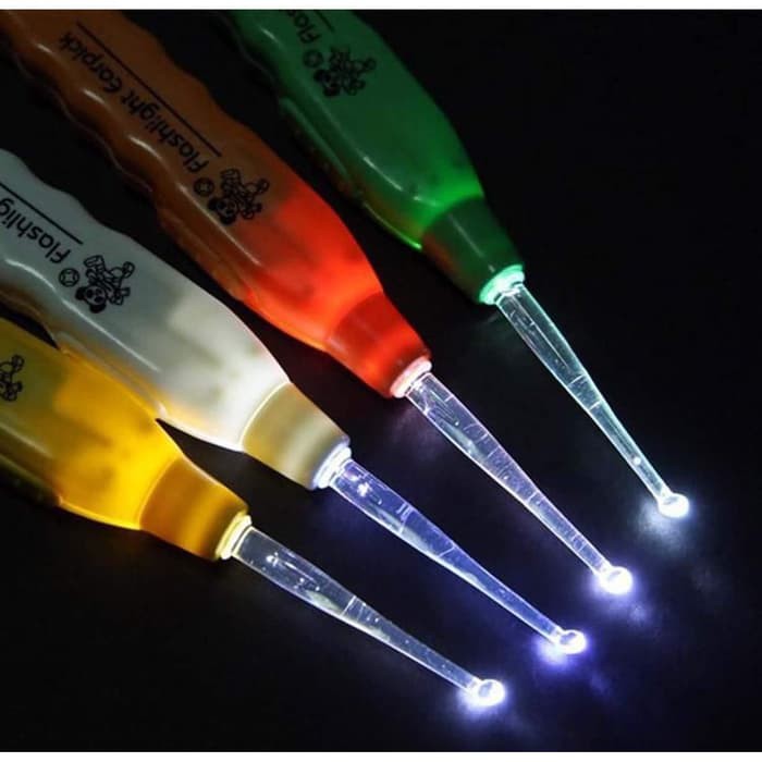 Alat pembersih telinga Flashlight Earpick LED korek kuping - FEP