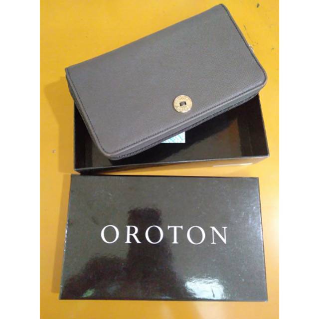 Dompet Oroton