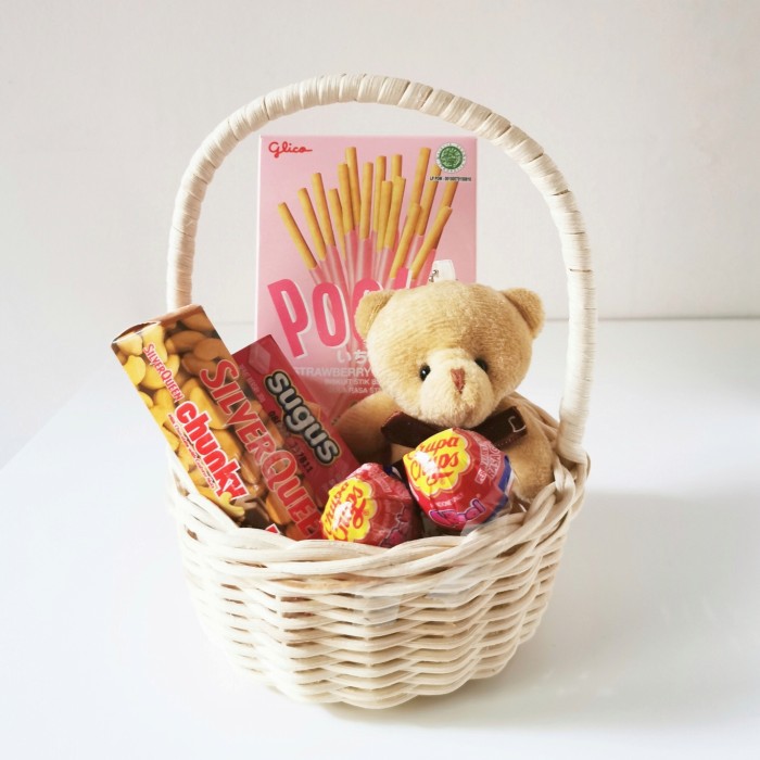 

Kado Valentine | Hampers Valentine | Kado Cewek | Mini Valentine Baske