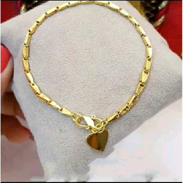 Perhiasan lapis emas 24k