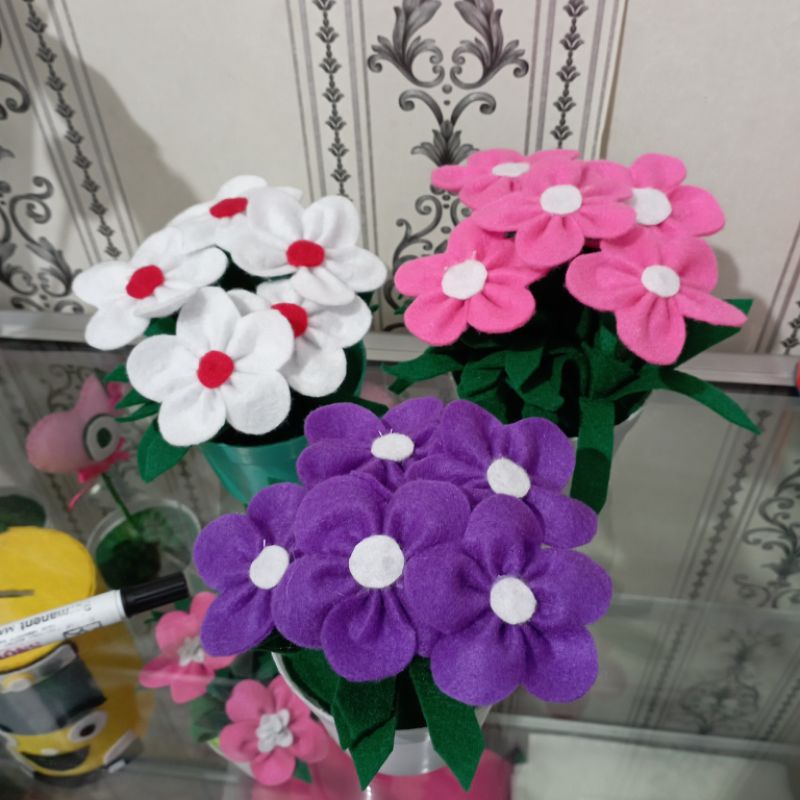 Bunga hias meja kain flanel / bunga hias ruang tamu / bunga rak sudut /bunga shabby
