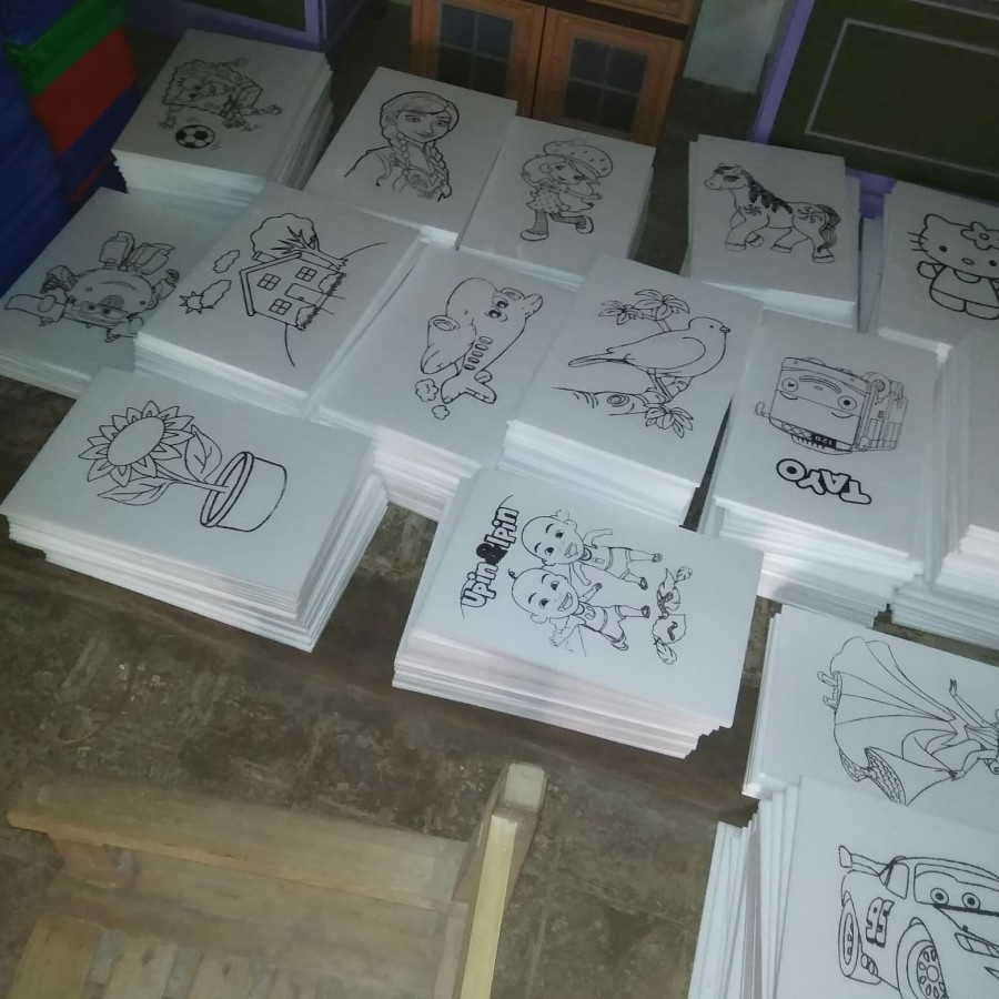 

Styrofoam Gabus Lukis Size Jumbo 33x50cm