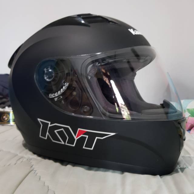 Helm fullface kyt r10 kawasaki