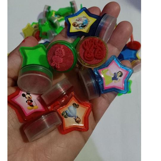 

Dijamin.kualitasnya // GD6 Stempel Mainan Karakter berbeda beda isi 50pcs //Best Terlaris