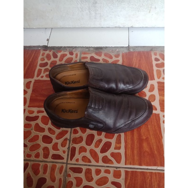 sepatu kickers second