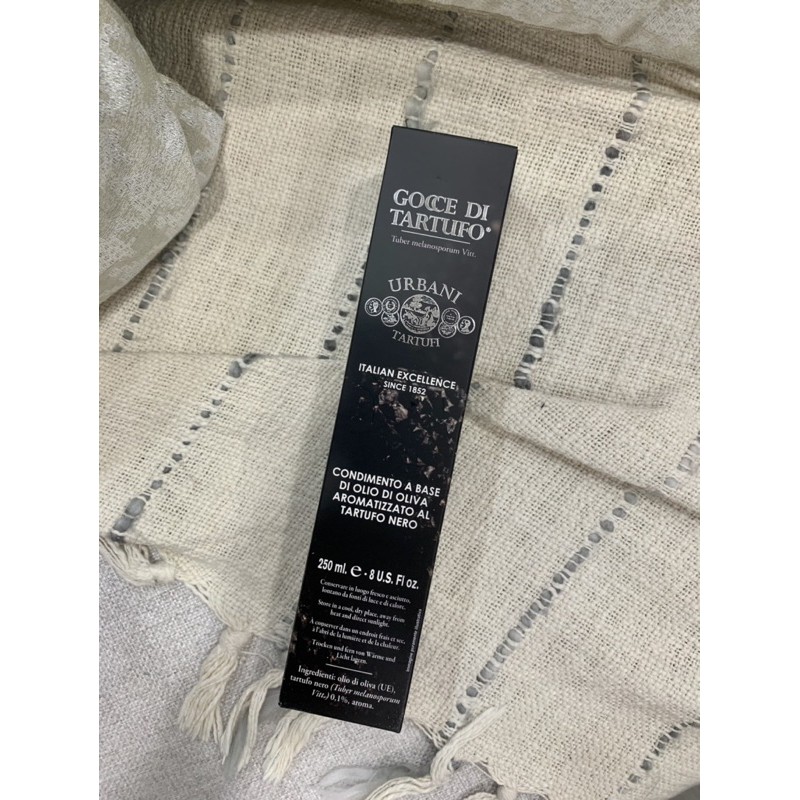 

Urbani black truffle oil
