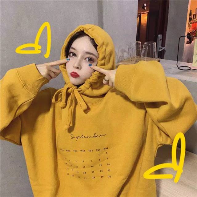 

삐삐✨Sweater lengan panjang bermotif kalender