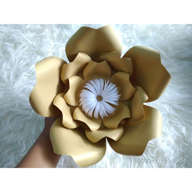 

pape rflower sedang ukuran -+23cm
