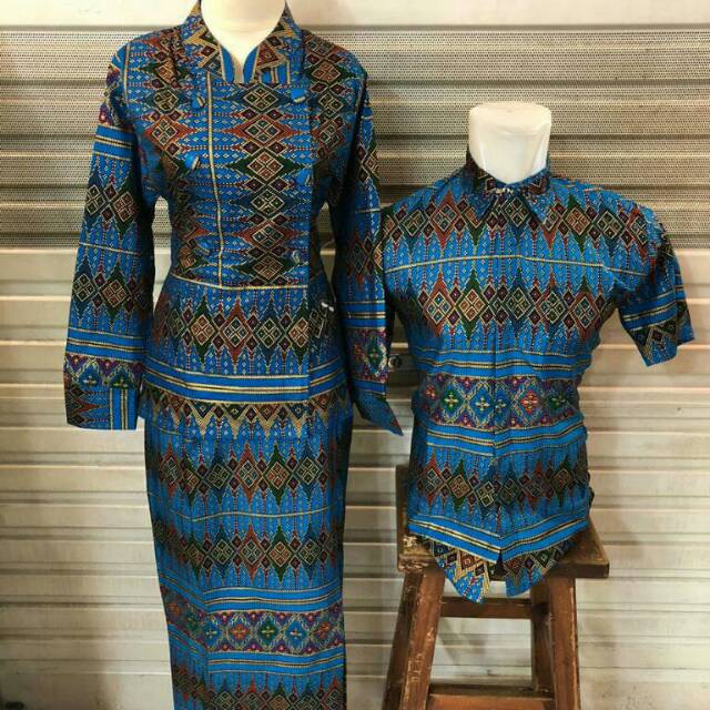Couple Batik prada